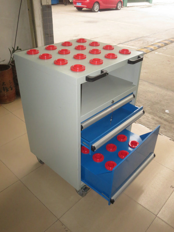 抽屜移動式刀具車