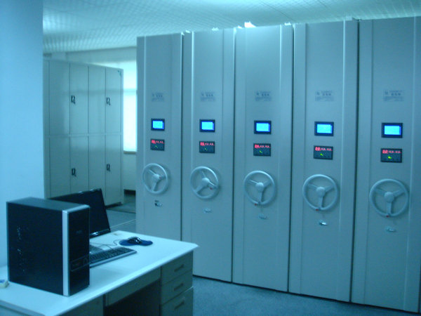 手搖式多門檔案室密集柜