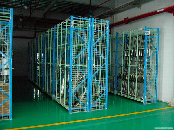 汽車4S中型貨架