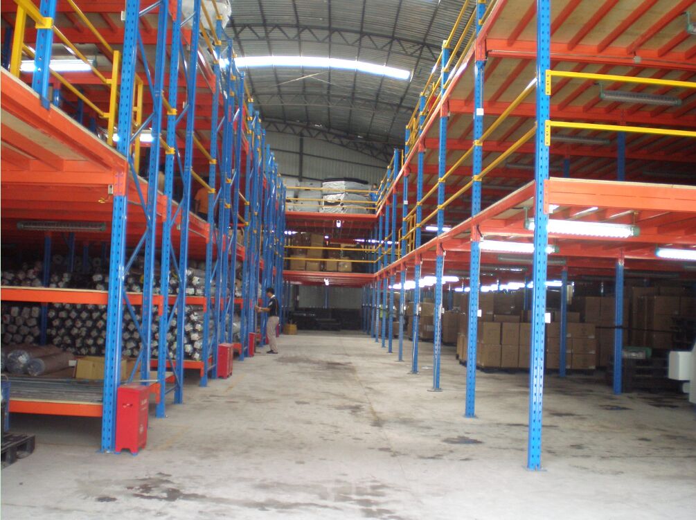閣樓貨架產(chǎn)品優(yōu)點和鋼板材料